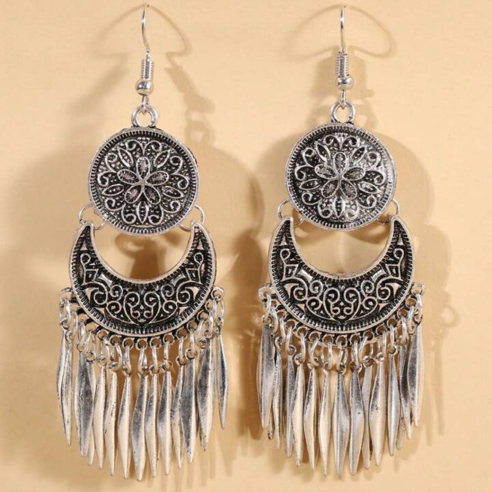 ❤️Silver Chandelier Earrings